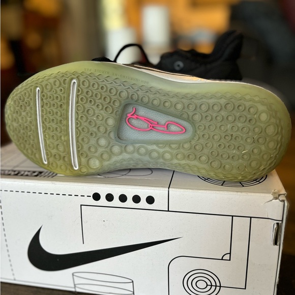 Paul George 3 - Picture 3 of 7